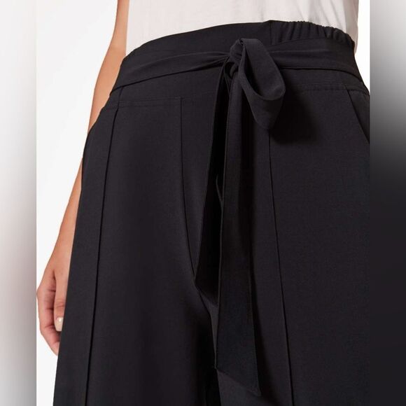 Lululemon Women’s Noir pants like new women’s wide size 6 - Picture 3 of 7